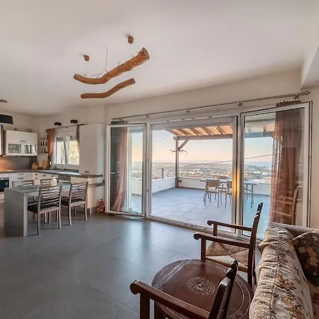 Manu, A Fair Living *