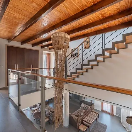 Manu, A Fair Living Villa *