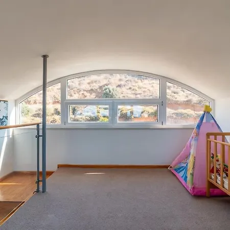 Manu, A Fair Living Villa