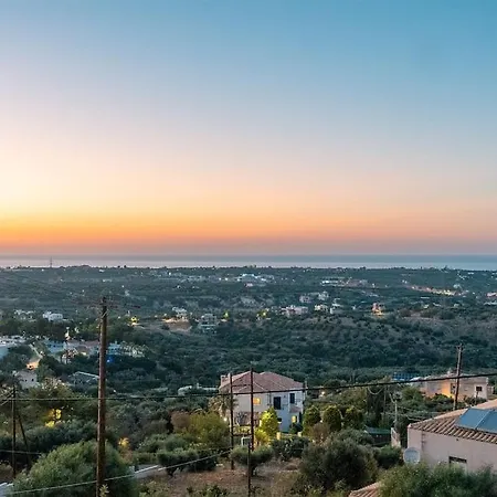 Villa Manu, A Fair Living Hersonissos (Crete)