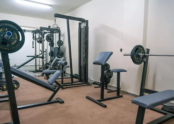 Manu, A Fair Living * Херсониссос