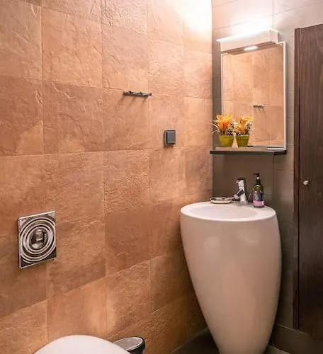 Manu, A Fair Living *