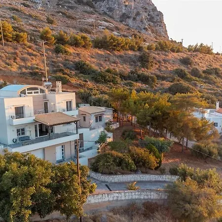 Villa Manu, A Fair Living Hersonissos (Crete)