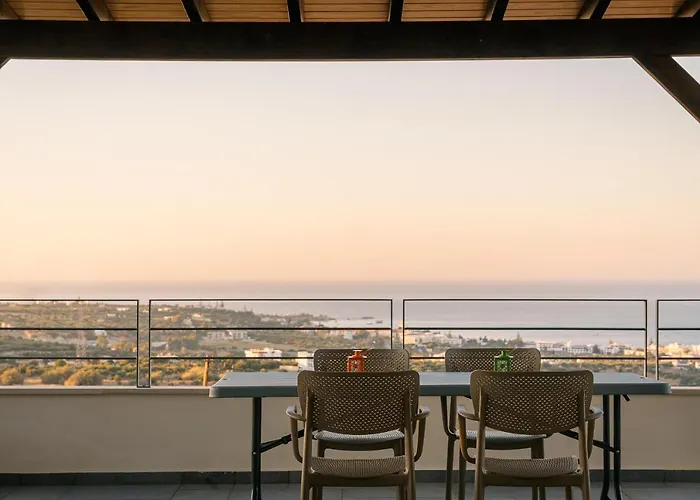 Βίλα Manu, A Fair Living Χερσόνησος