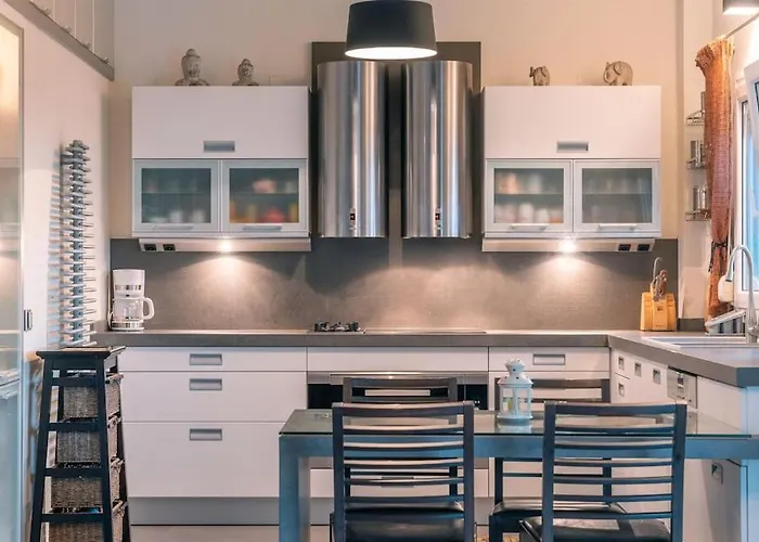 Manu, A Fair Living Βίλα Χερσόνησος